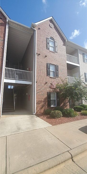 1st image of 635 Marshtree Ln Unit 208