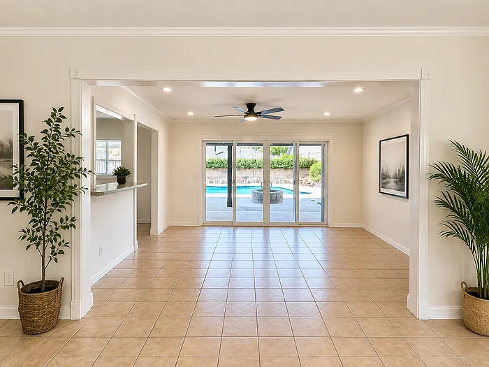 4 bed, 3.0 bath, 1694 sqft, $4,395 — Photo 3
