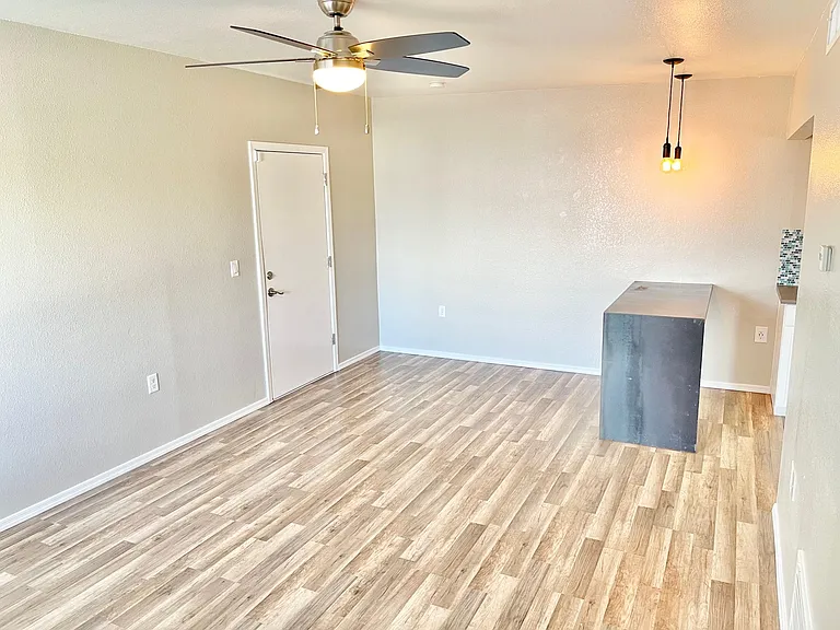 4127 N 9th Ave #6 — Photo 7