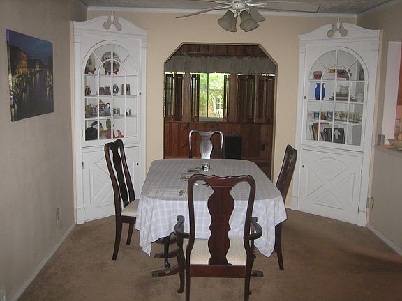 3rd image of 217 Chatham Dr