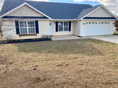 2 Sturbridge Ct, Belton, SC, 29627