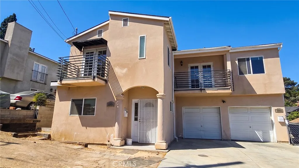 5 bed, 1600 sqft, $4,200 — Photo 1