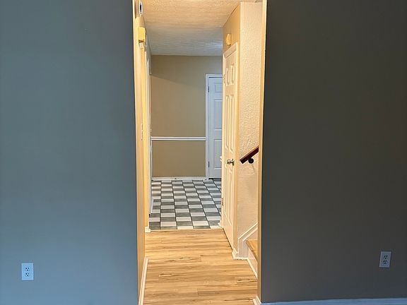 5th image of 1189 Ashborough Dr SE APT D