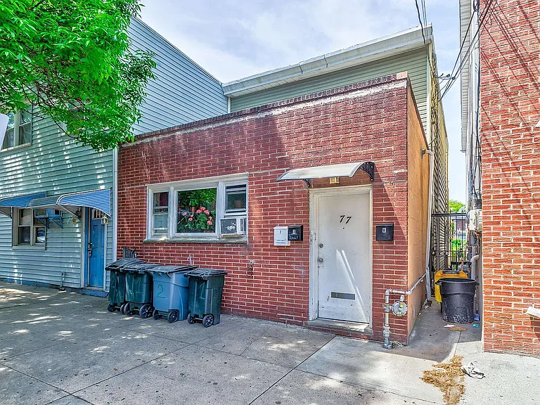 77 Wallis Ave #2F — Photo 7