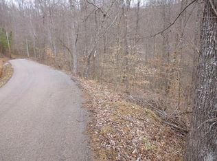 31-32 33 Justice Dr, Manchester, KY 40962