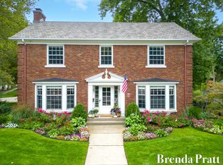 428 Cheshire Dr NE, Grand Rapids, MI 49505