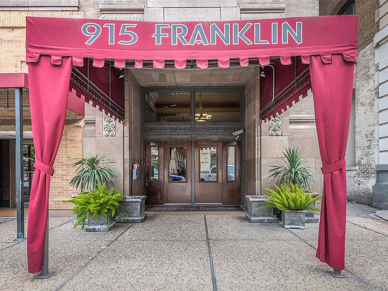 915 Franklin St #2H — Photo 18