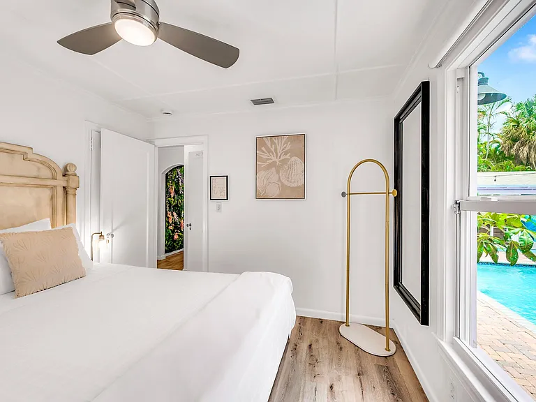 SE 2nd Ct — Photo 23