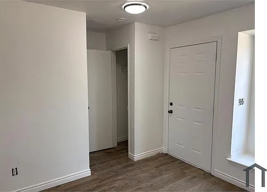 3 bed, 1240 sqft, $2,200 — Photo 4