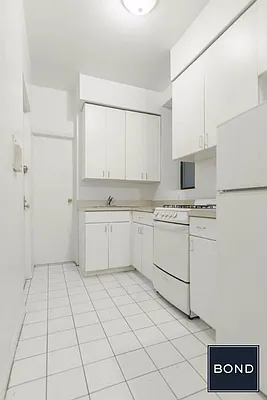 Rented by Bond New York | media 16