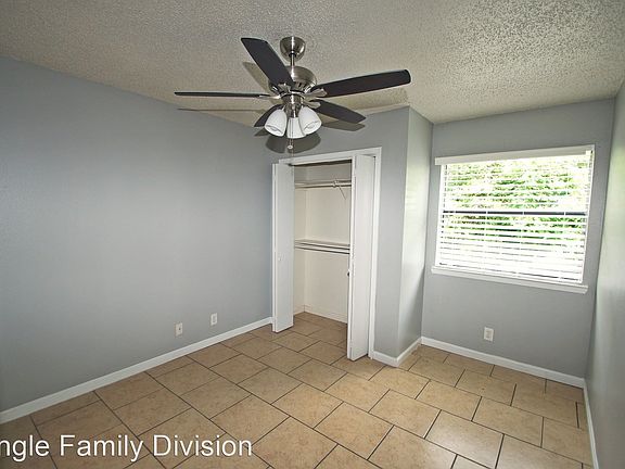 4th image of 5507 Rose Hill Cir APT D