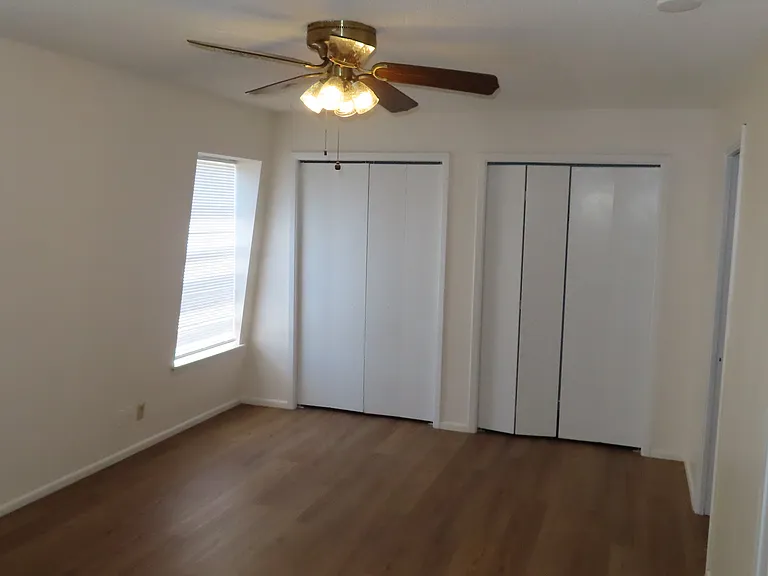 4004 Mount Laurel Dr — Photo 9