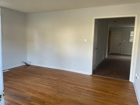 612 Hadley Rd, Raleigh, NC 27610