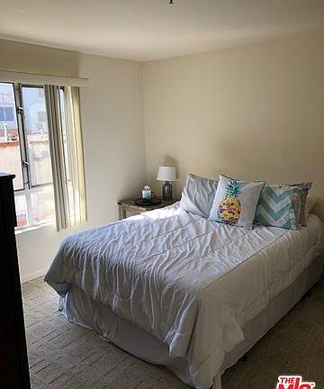 4th image of 1347 23rd St APT 206
