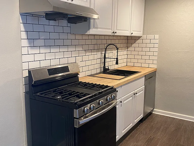 28 Hilliard Rome Rd #L — Photo 2