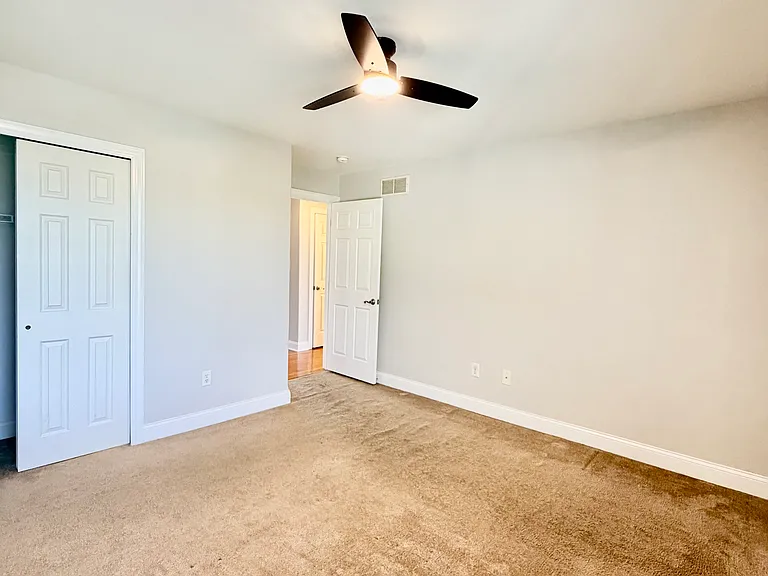 2425 Formicas Way — Photo 10