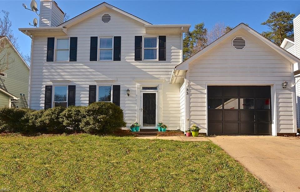 1st image of 33 Park Village Ln