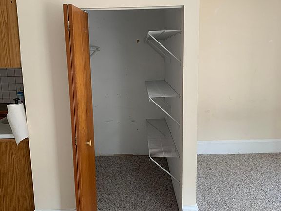 4th image of 112 W Salaignac St APT 2