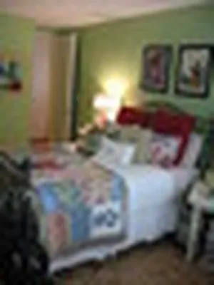 Rented by Newell and Assoc. | media 25