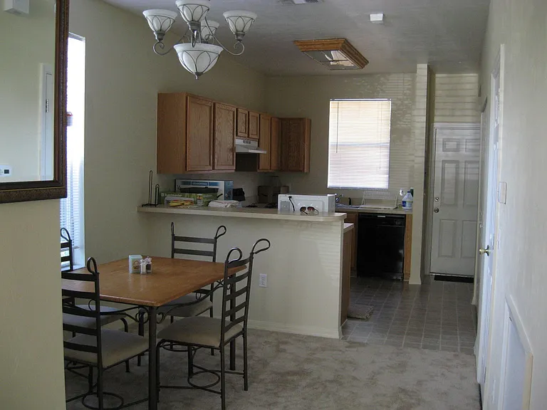 3901 SW 20th Ave #101 — Photo 3