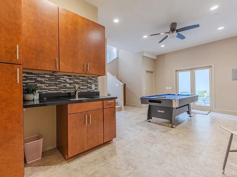 2073 Pasadena Glen Rd — Photo 12