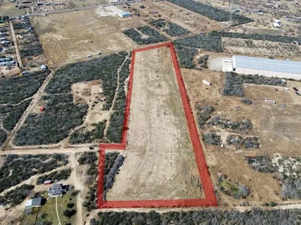 372 Four Points Rd, Laredo, TX 78045