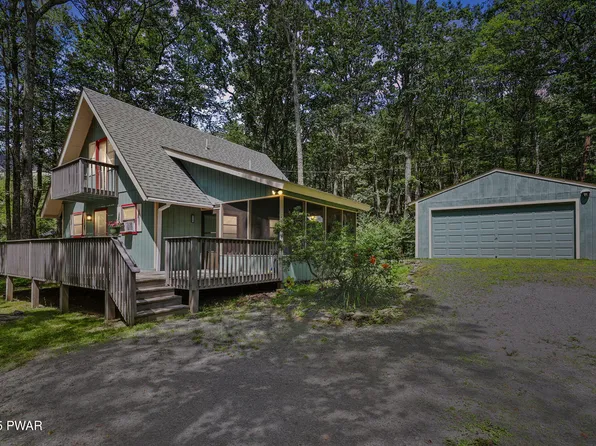 140 Gaskin Dr, Lords Valley, PA 18428