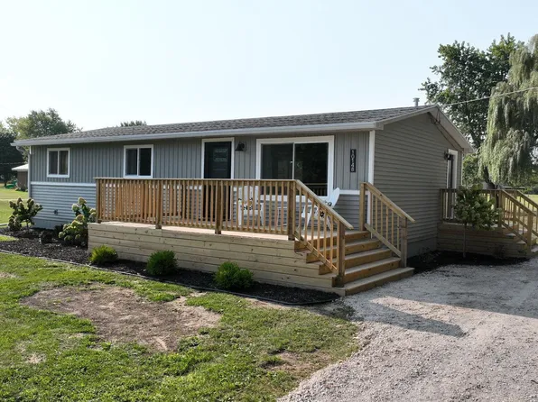 10148 E Coe Rd, Shepherd, MI 48883