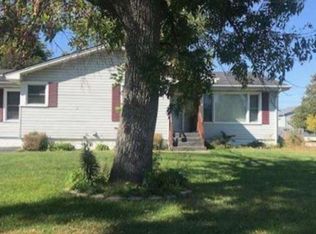 279 N Locust St, Chebanse, IL 60922