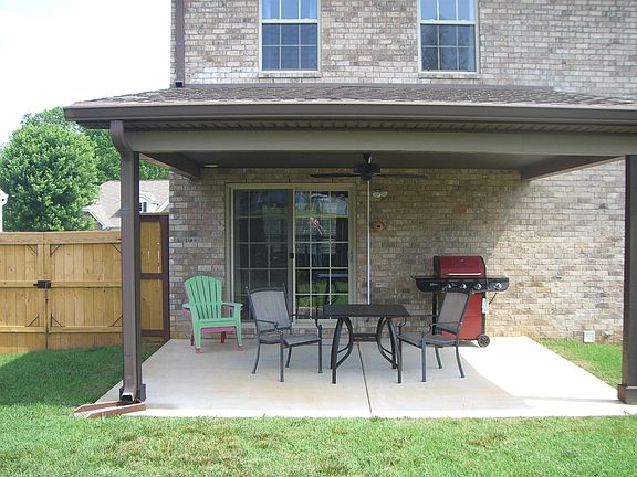 5th image of 2212 Strickland Dr