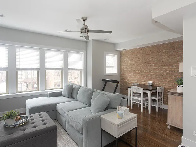3915-21 N. Janssen — Photo 5