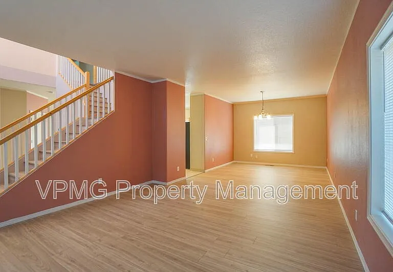 8907 NE 84th St — Photo 4