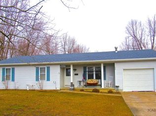 190 E Center St, Holts Summit, MO 65043