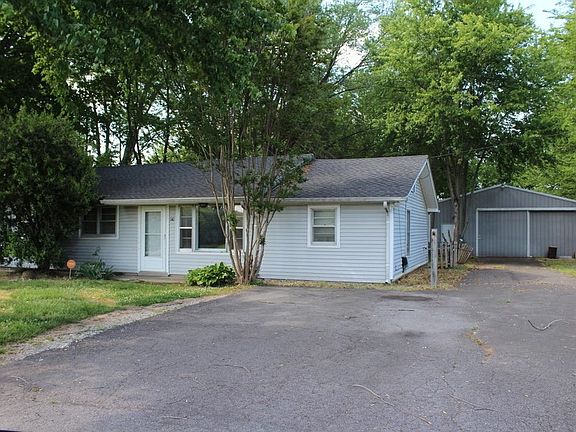 2nd image of 140 Carter Sims Rd