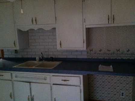 5th image of 253 E Lynn St