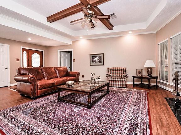 5th image of 1008 Mount Vernon Dr