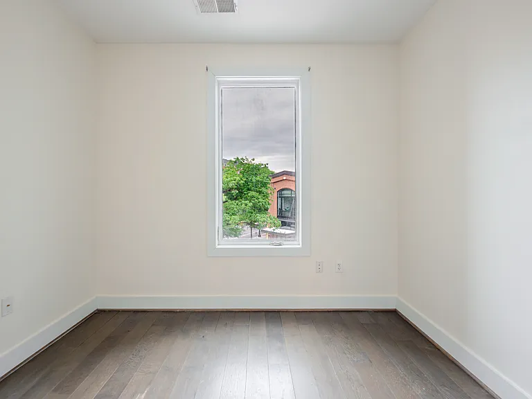 1500 Pennsylvania Ave SE #310 — Photo 17