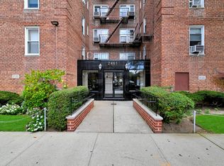 2461 E 29th St APT 3M, Brooklyn, NY 11235