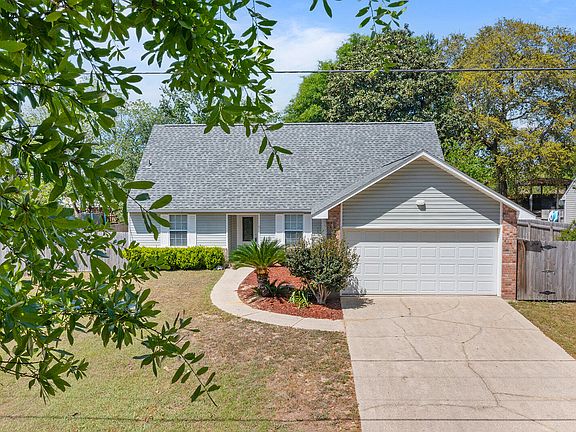 5th image of 109 Nicole Ln