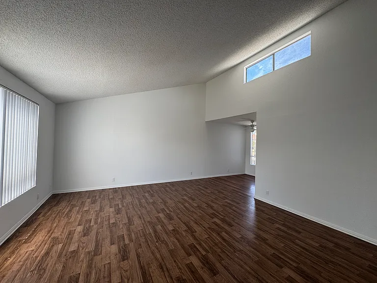 Huntington Harbour Villas — Photo 49