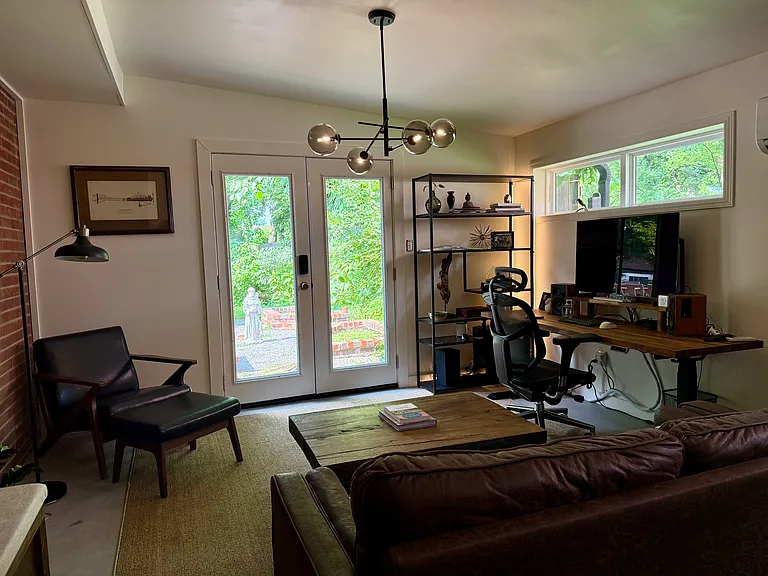 3702 Tibbs Dr — Photo 24