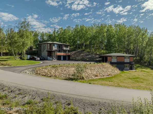 7970 N Morning Glory Dr, Palmer, AK 99645