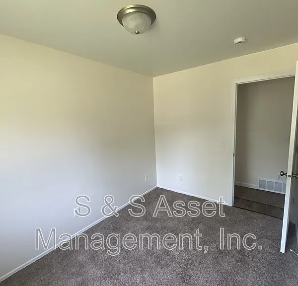 3324 Danbury Crossroad St — Photo 14