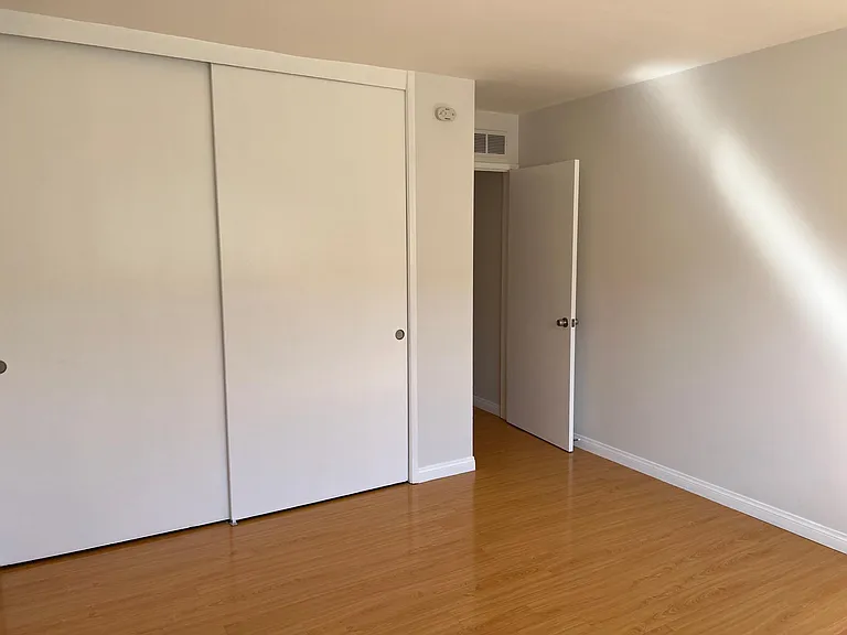 3741 Vinton Ave #5 — Photo 17