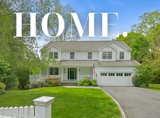 181 Lakewood Dr, Fairfield, CT 06824