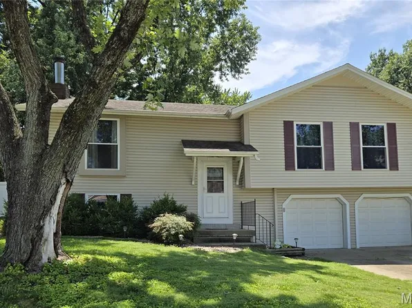 3 Jane Dr, Saint Peters, MO 63376