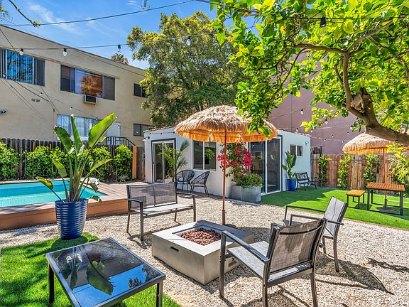 Back Yard, Firepit, Guesthouse
