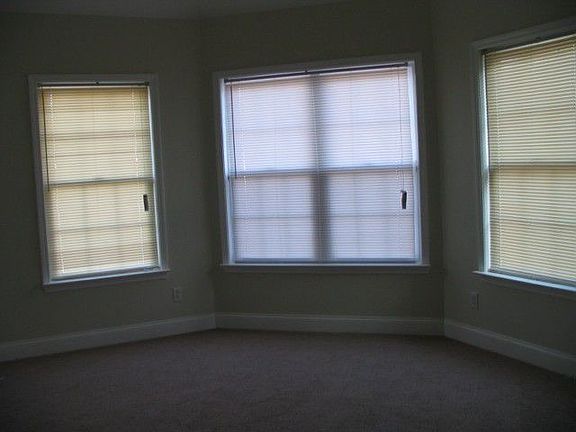 3rd image of 1316 Ennis Ave