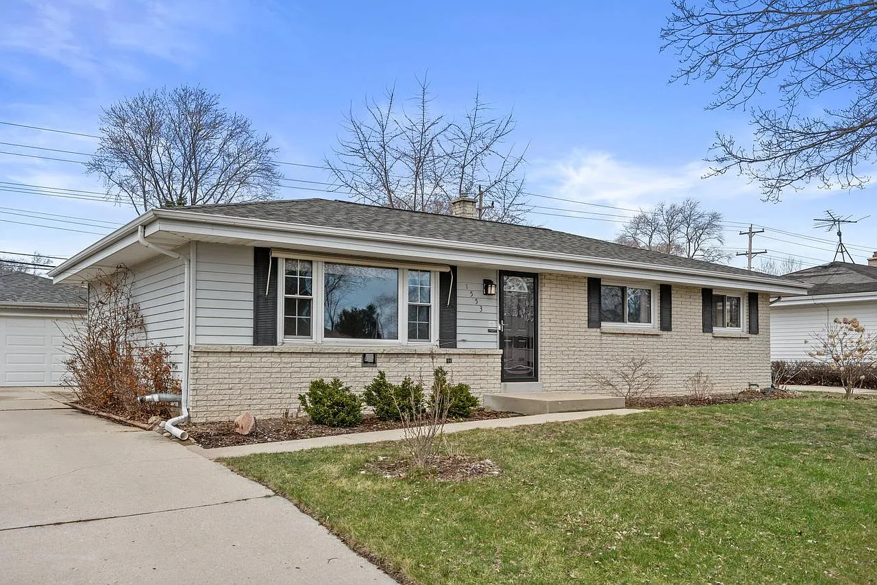 1553 Parknoll LANE photo 1