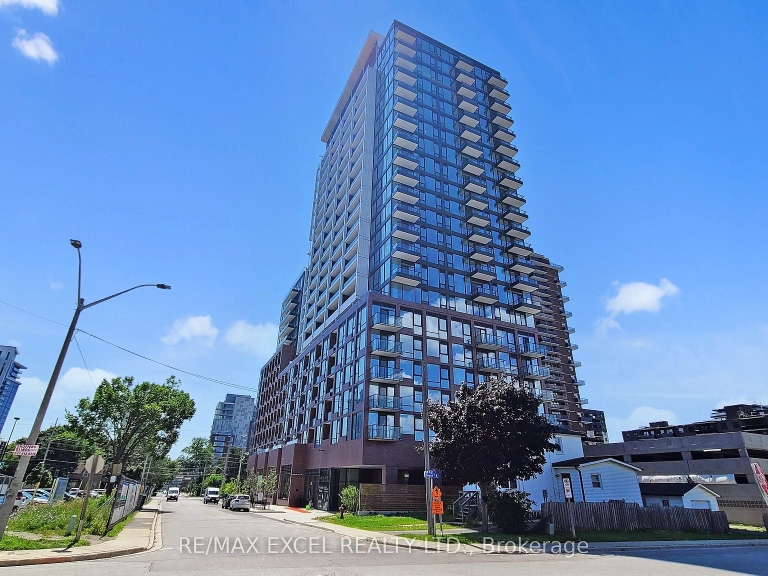 2 bed, $3,100 — Photo 2
